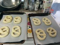 Eight fully-formed pretzels!